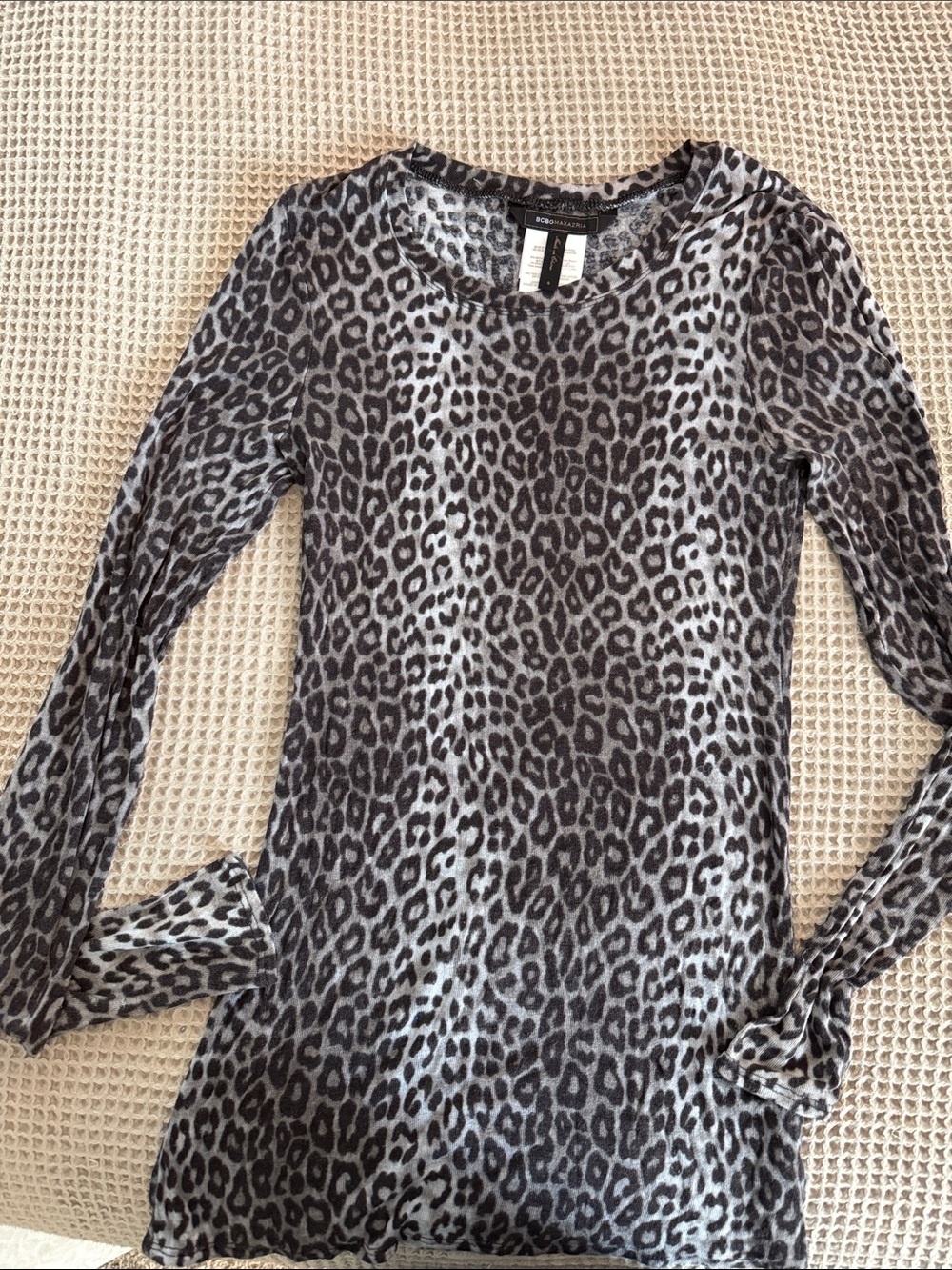 BCBGMaxAzria Gray and Black Leopard Print Long Sleeve Top